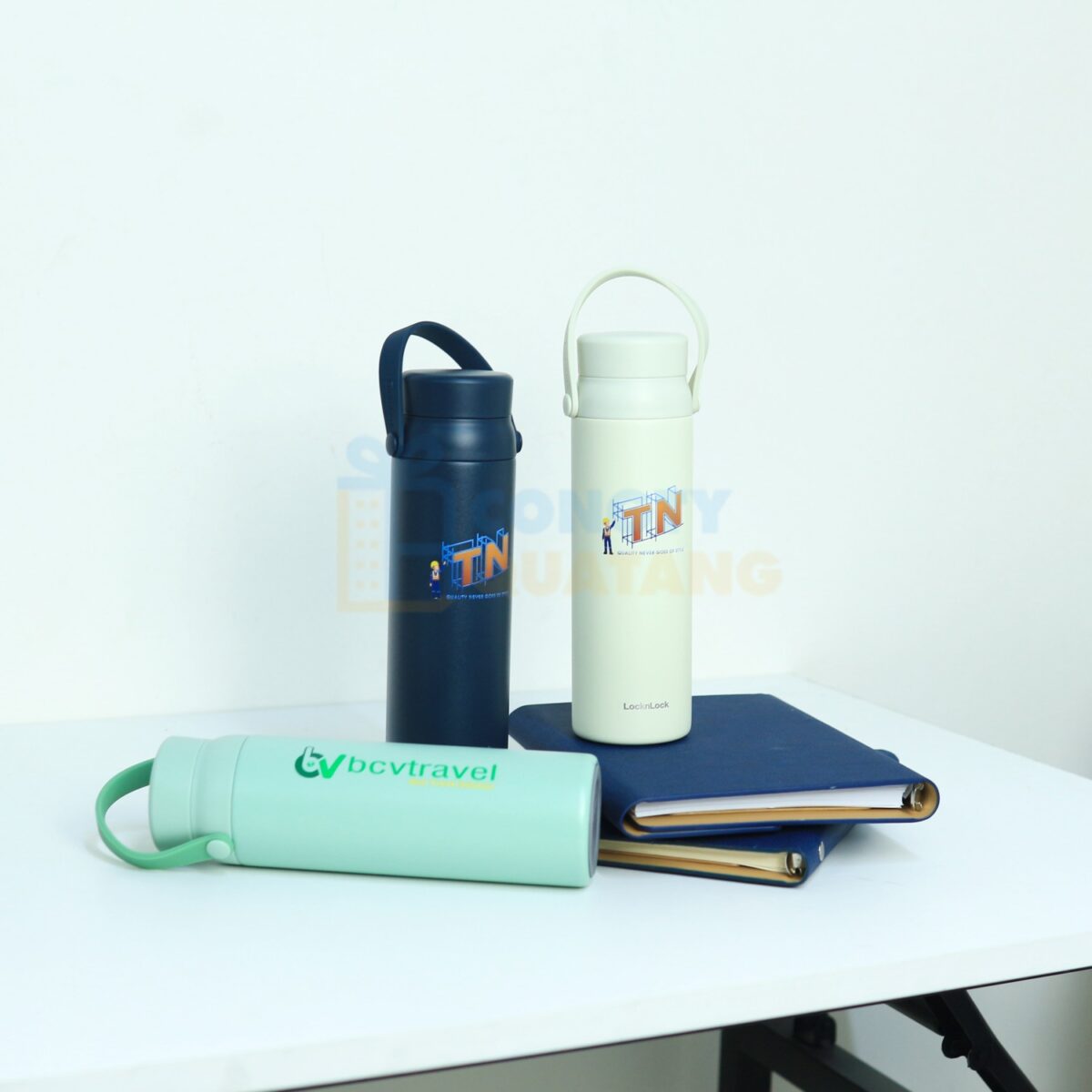 LocknLock LHC4246 450ml Logo Engraved Insulated Bottle