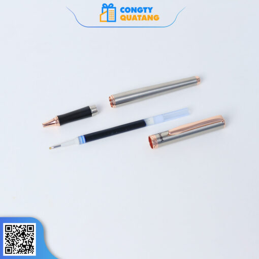 Bút ký Cao Cấp Pentel K600C có khắc tên theo yêu cầu khách hàng - Công ty Quà tặng