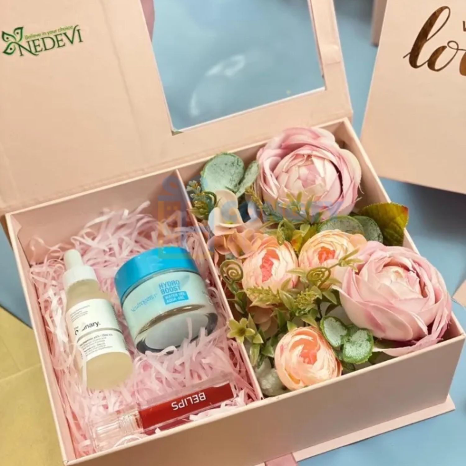 10 ý tưởng quà tặng 8/3 cho cô giáo bạn không nên bỏ qua - congtyquatang.com.vn