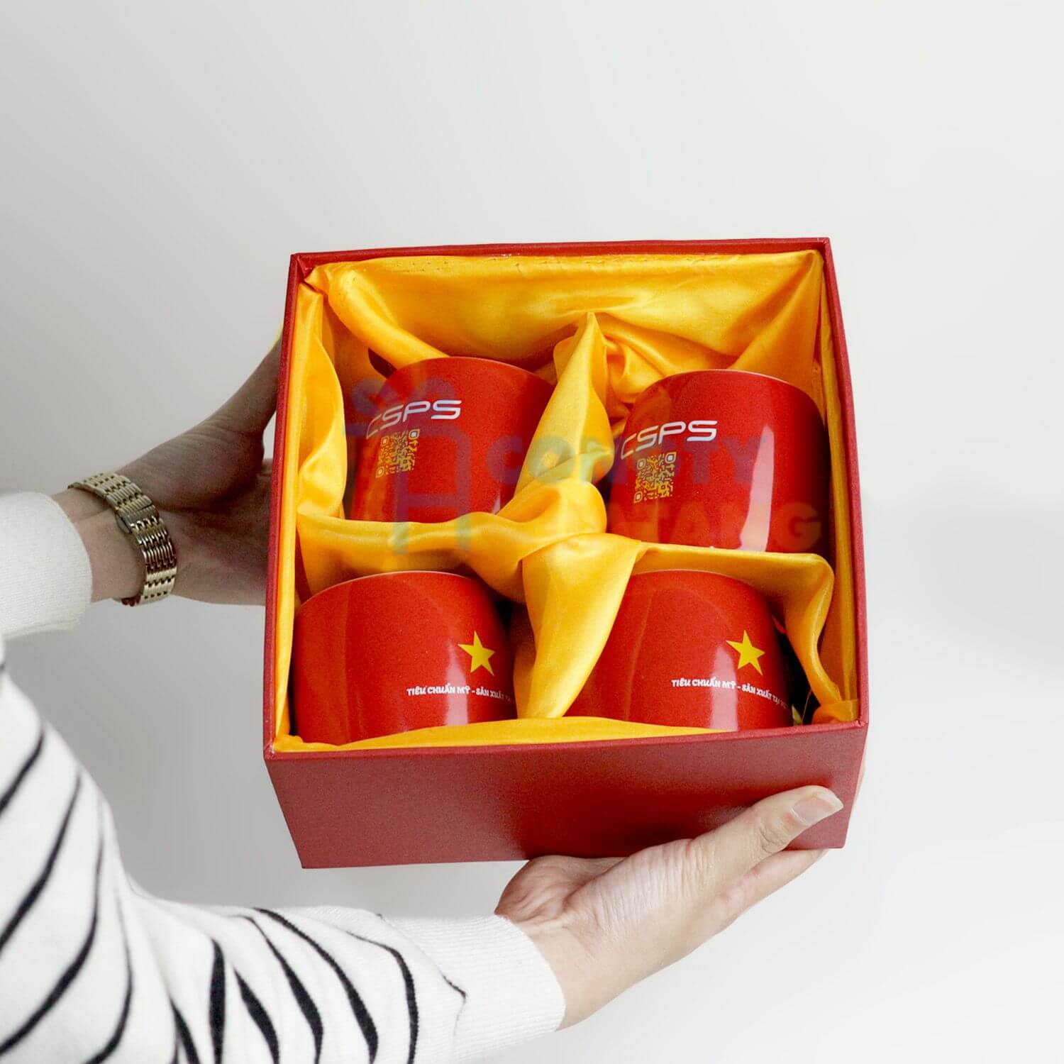 11+ quà tặng doanh nhân thể hiện sự tôn trọng và đẳng cấp - Congtyquatang.com