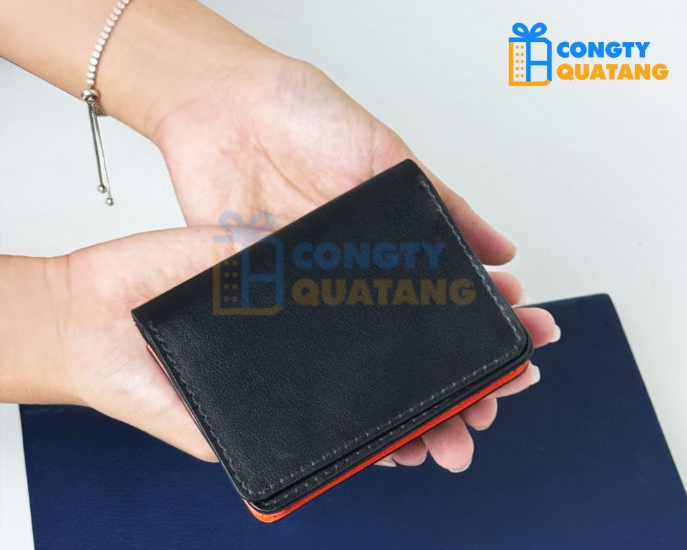 15+ quà tặng mừng đậu đại học ý nghĩa, độc đáo 2025
