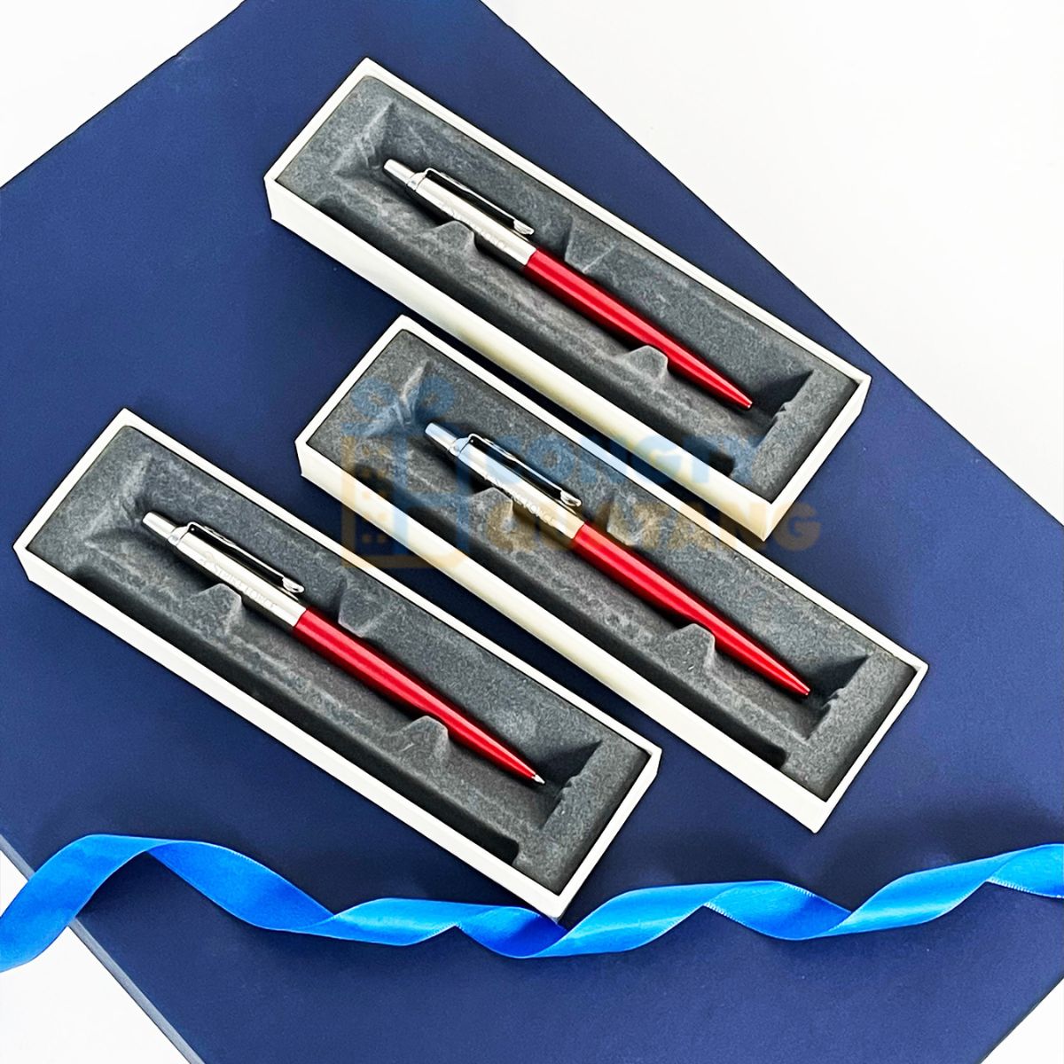 Bút khắc tên đến từ thương hiệu cao cấp 