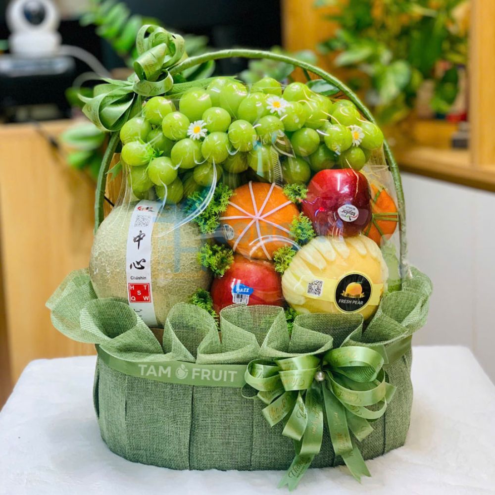Giỏ trái cây nhập khẩu cao cấp tặng khách hàng ngày Trung thu ý nghĩa