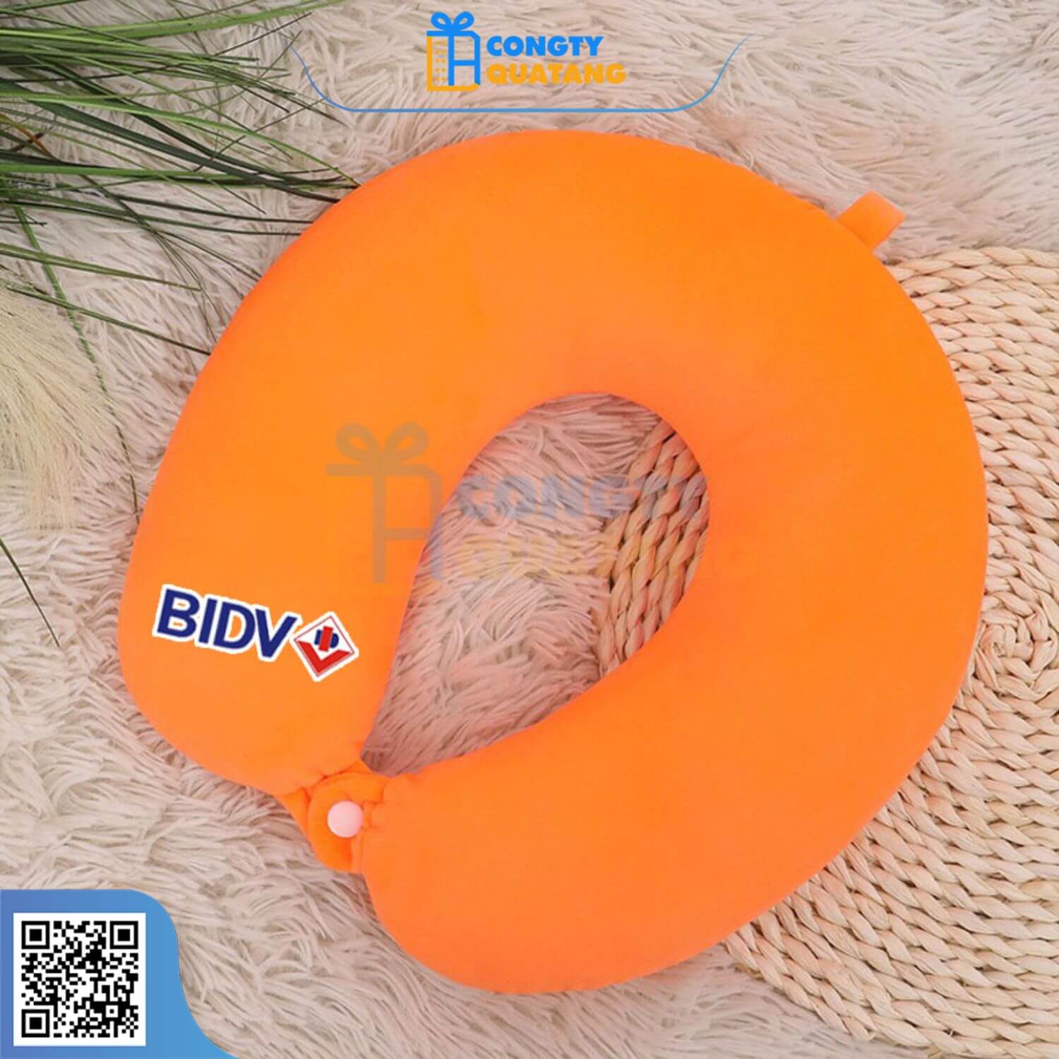 Thuê logo lên gối kê cổ theo yêu cầu