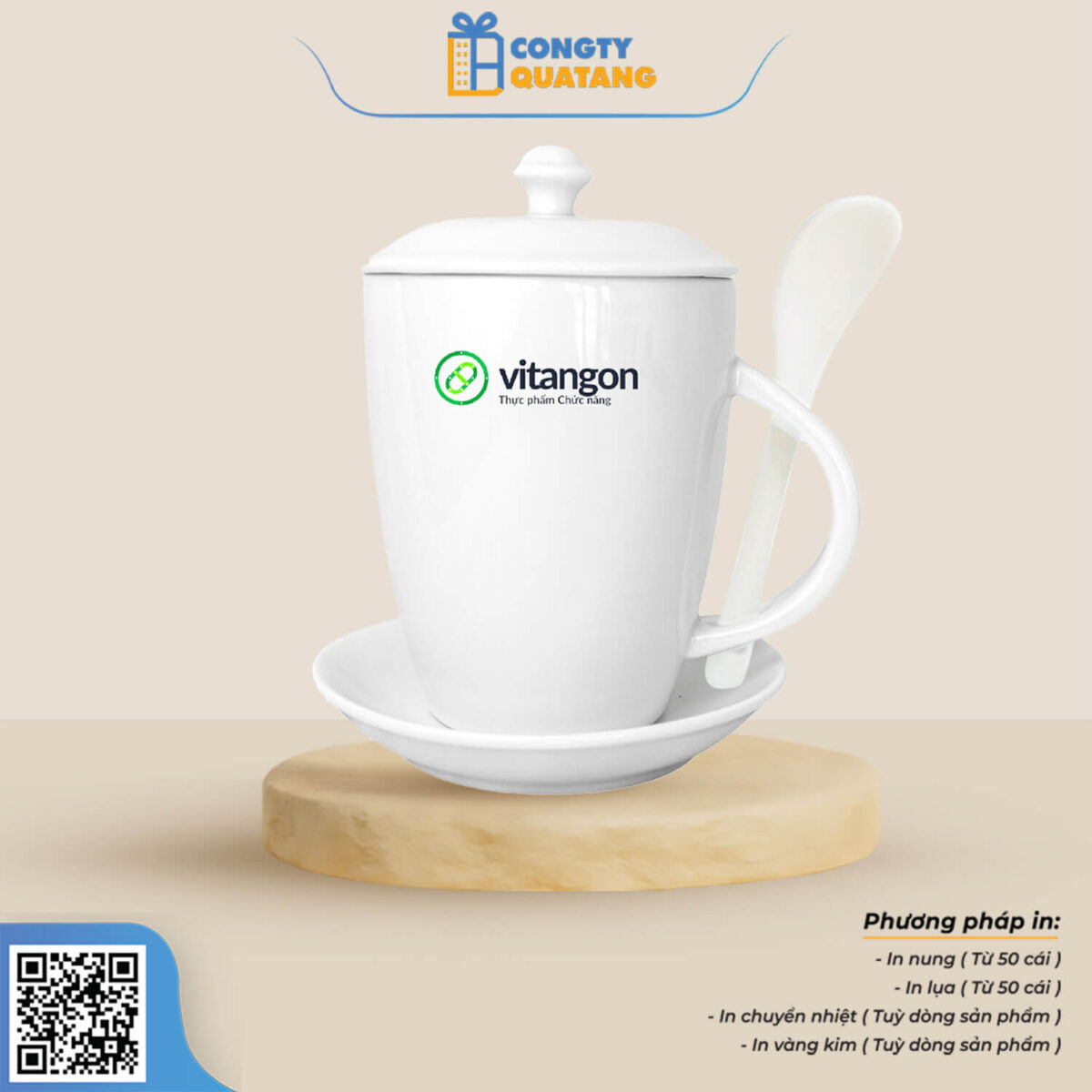 Ly Sứ Bát Tràng Quai Cầm Liền Thìa Có Nắp Đậy QT-CS131 - Congtyquatang.com.vn