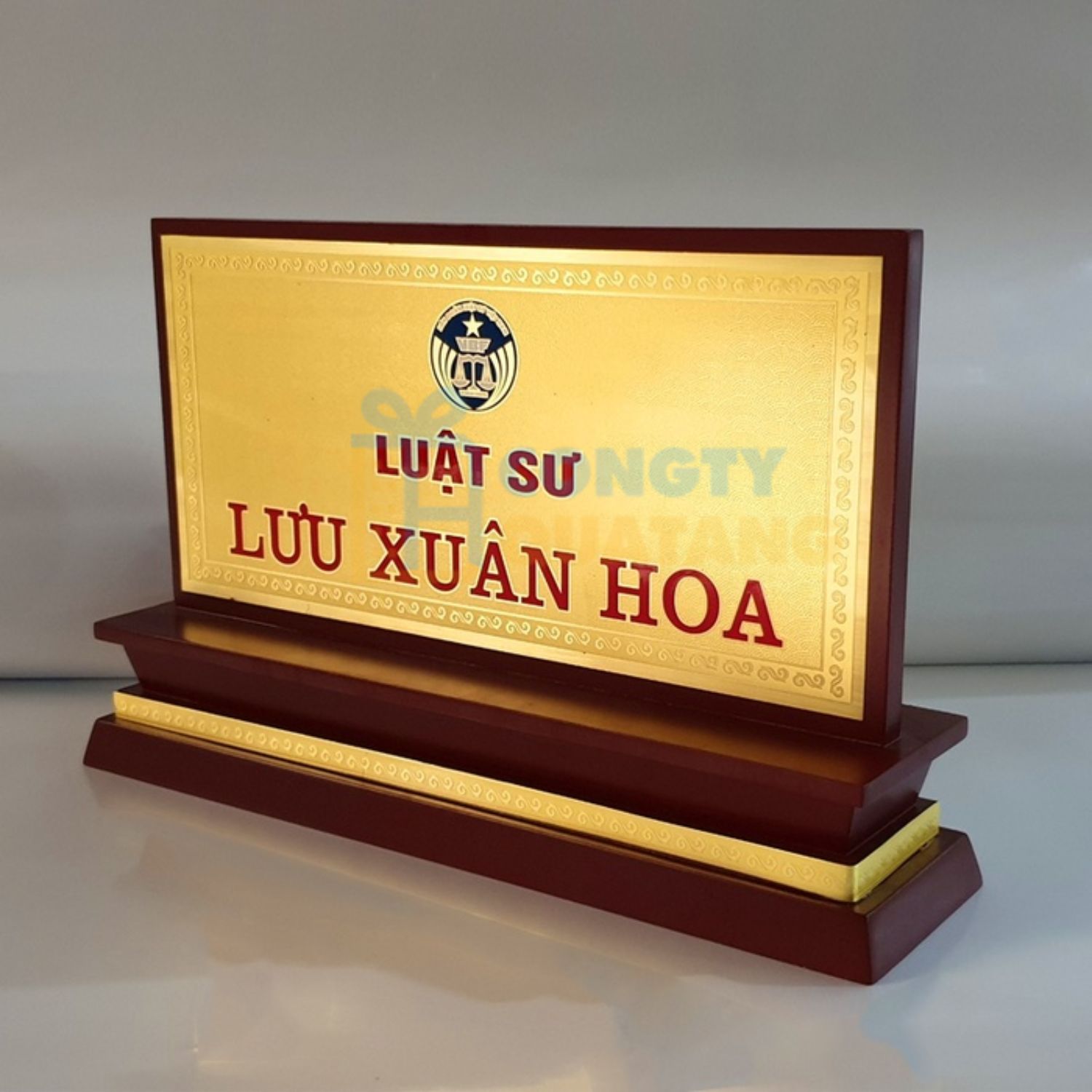 Bảng tên để bàn sang trọng