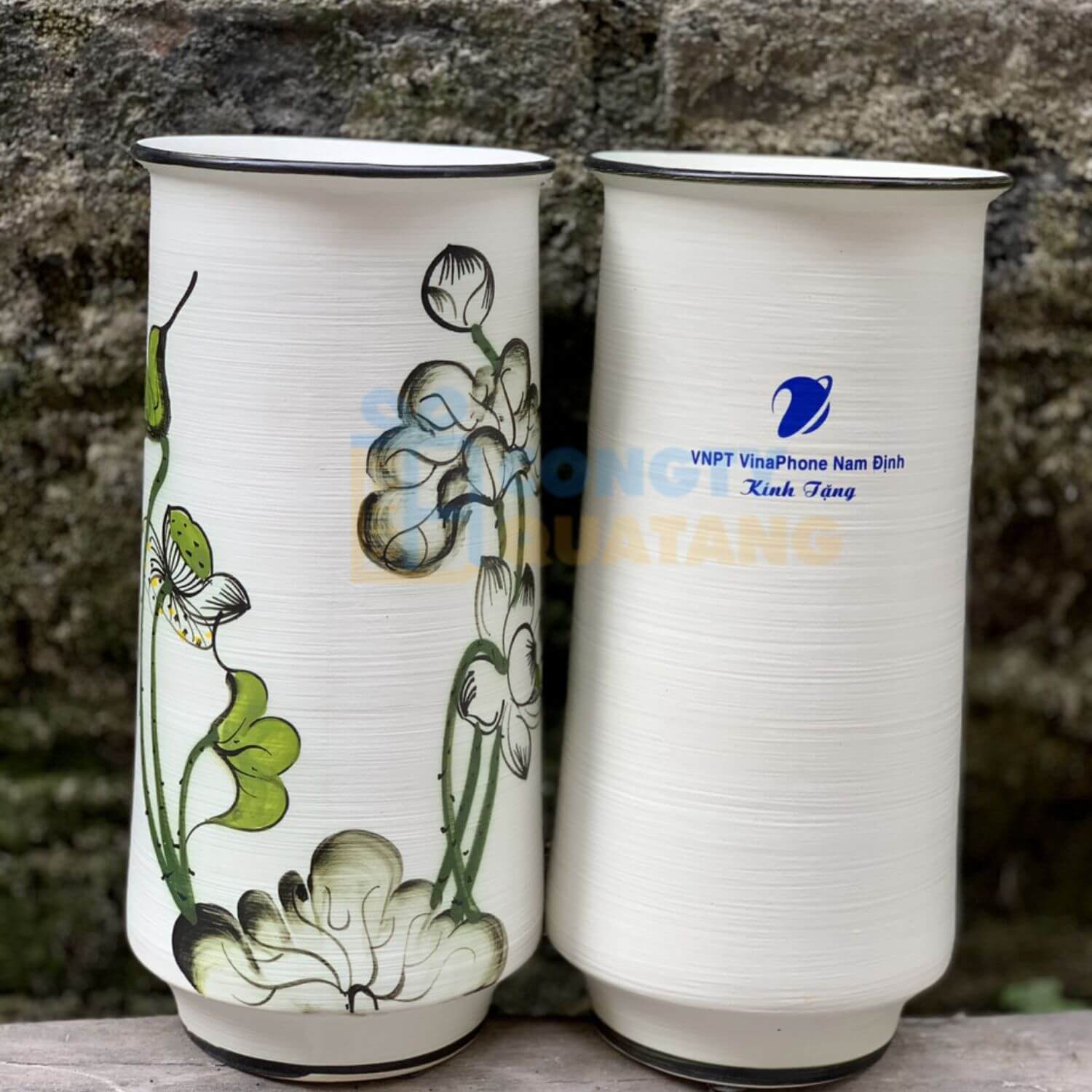 Bình hoa có đa dạng kiểu dáng