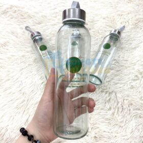 Bình thuỷ tinh có nắp đậy nhỏ gọn