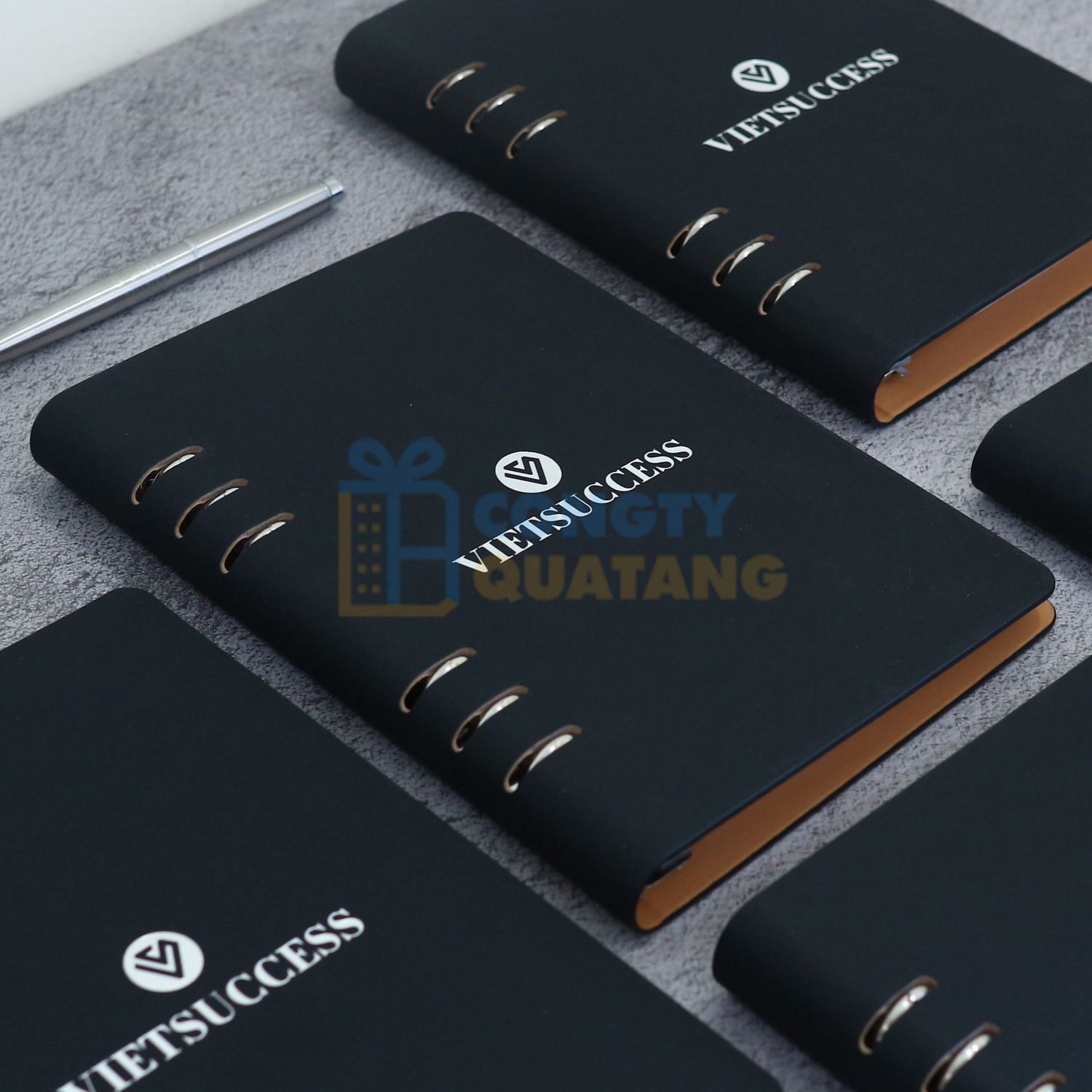 Khám phá các loại sổ còng phổ biến - Hướng dẫn chọn mua phù hợp - Congtyquatang.com.vn