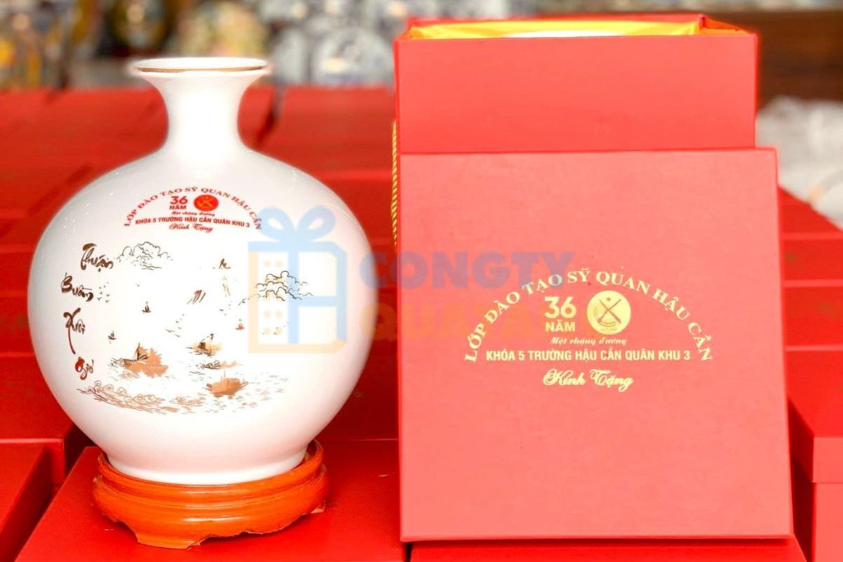 Cho gì vào bình hút lộc để thu hút tài vận? Hướng dẫn chi tiết cho người mới