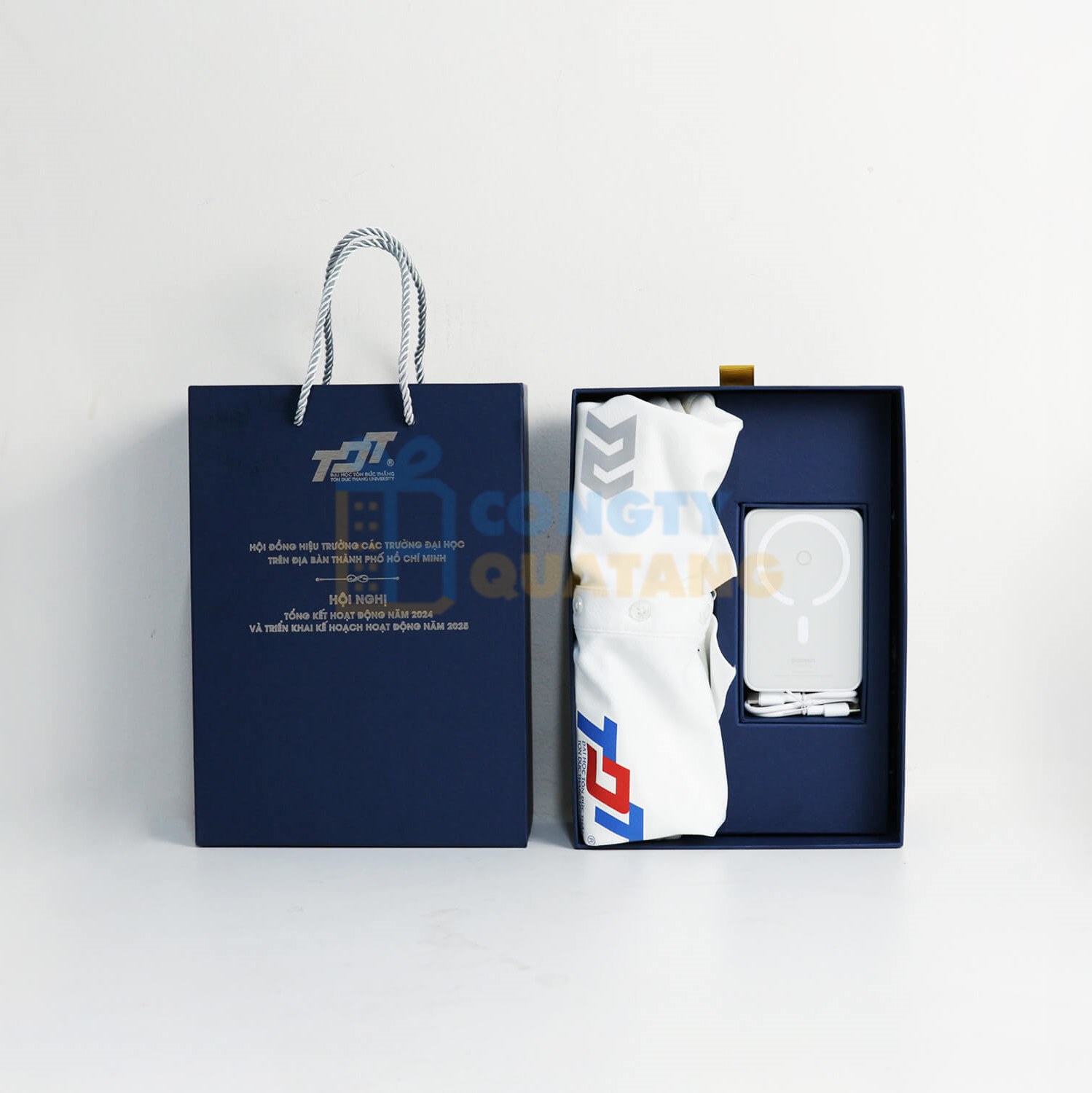 Set quà tặng doanh nghiệp - Congtyquatang.com.vn