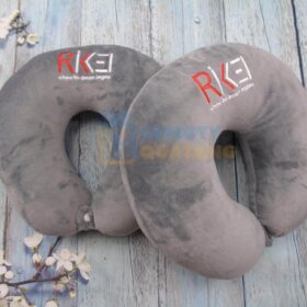 Tổng hợp các mẫu gối kê cổ in logo doanh nghiêp