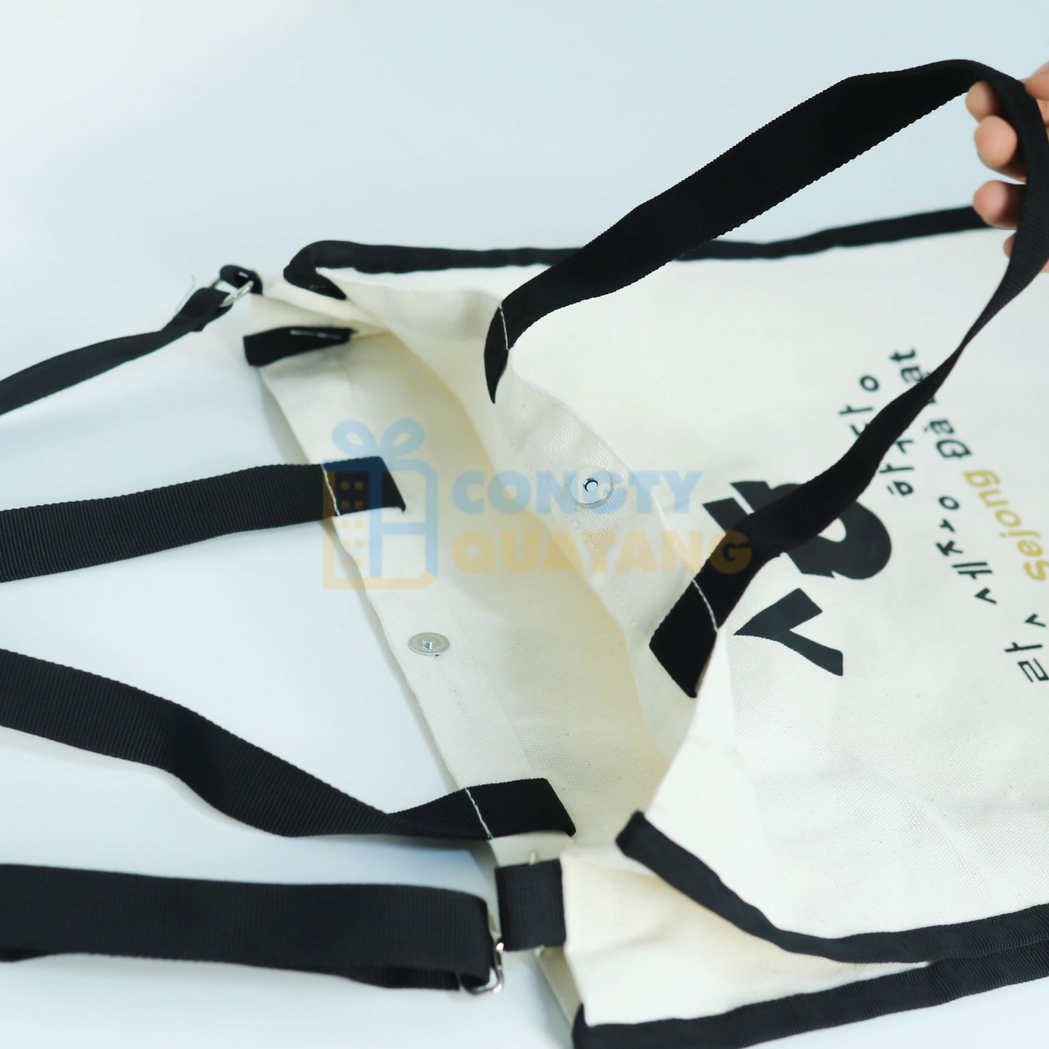 Xưởng sản xuất túi vải canvas quà tặng chỉ từ 40.000đ/sản phẩm uy tín, chuyên nghiệp tại HCM