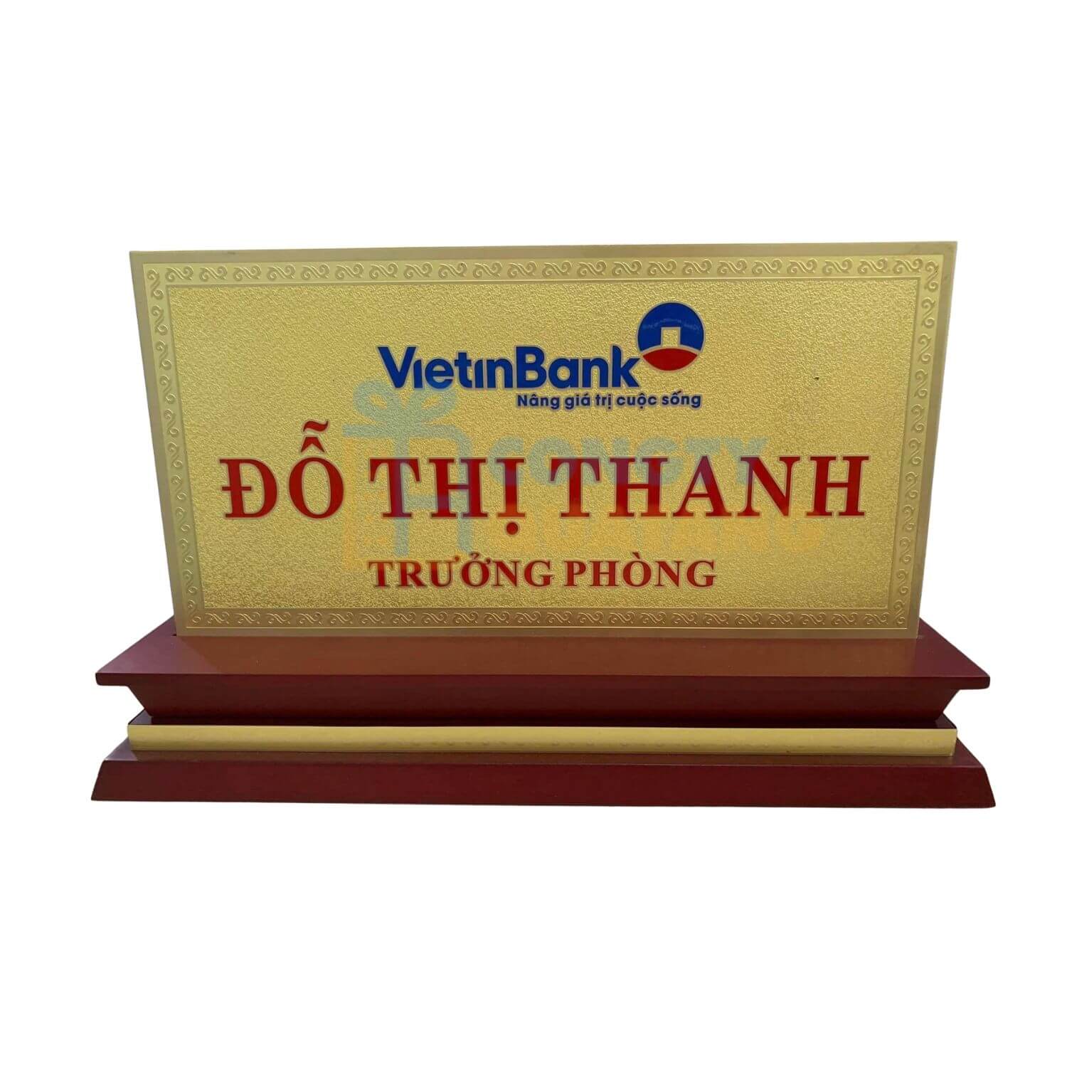 Xưởng sản xuất bảng tên để bàn theo yêu cầu của khách hàng