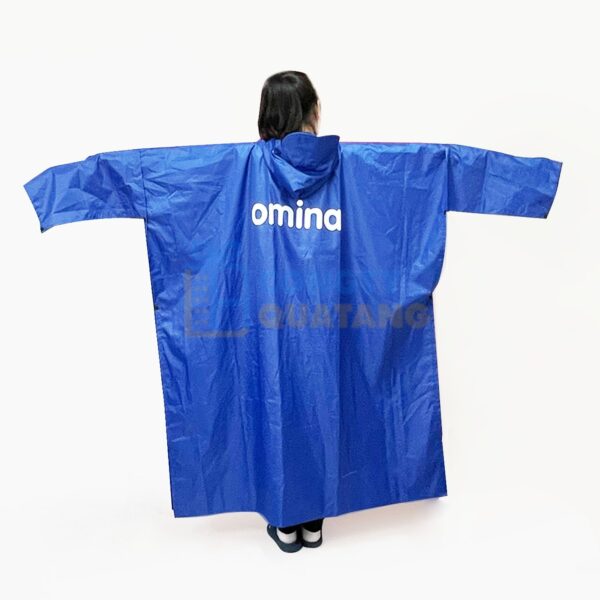 Mẫu áo mưa cánh dơi, in ấn logo thương hiệu