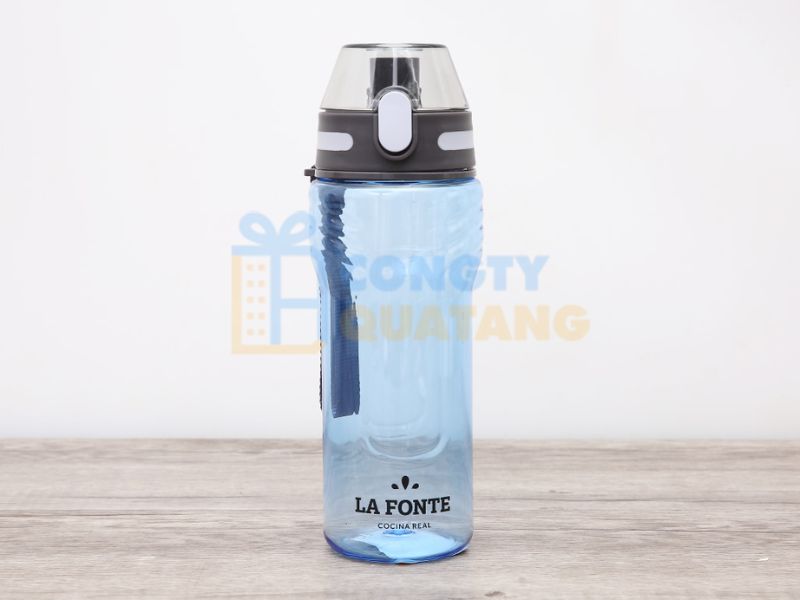 Tritan là loại nhựa cao cấp được phát triển bởi Eastman Chemica