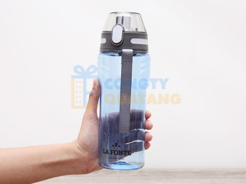 Bình nước nhựa Tritan là lựa chọn lý tưởng cho rất nhiều đối tượng