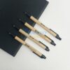 Xưởng sản xuất bút bi in logo quảng cáo theo yêu cầu, giá từ 5.000đ/sản phẩm - Congtyquatang.com.vn