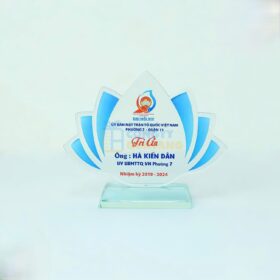 Kỷ Niệm Chương Thủy Tinh TT-111