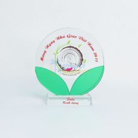 Kỷ niệm chương nhà giáo PL-104