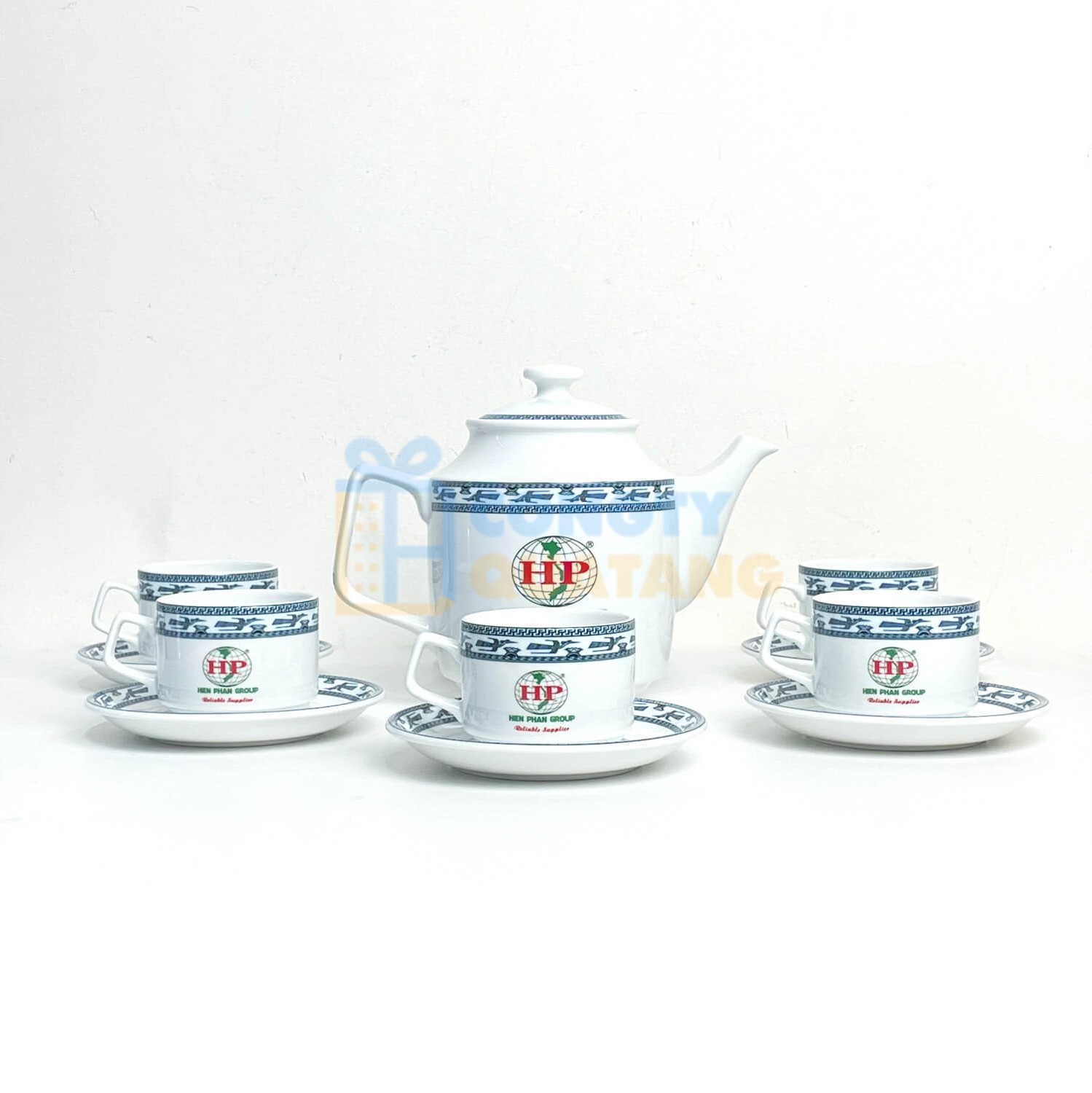 Một số lưu ý khi chọn mua ấm chén, ấm trà quà tặng