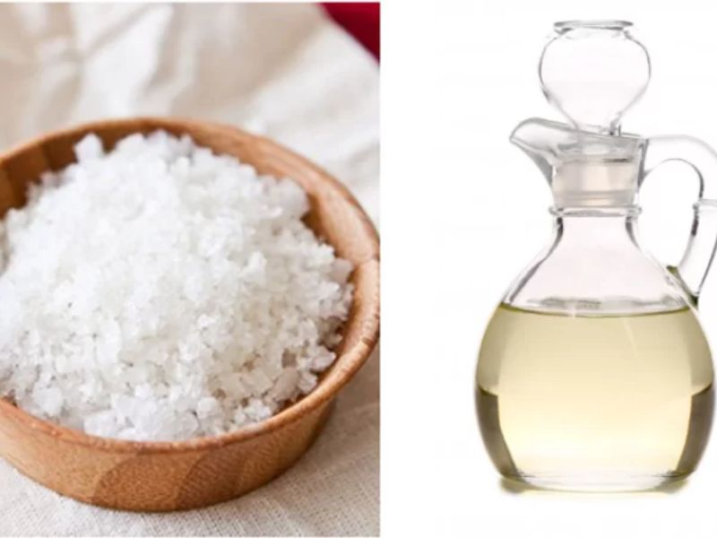 Có thể làm sạch vết ố vàng trên cốc sứ bằng muối và cốt chanh