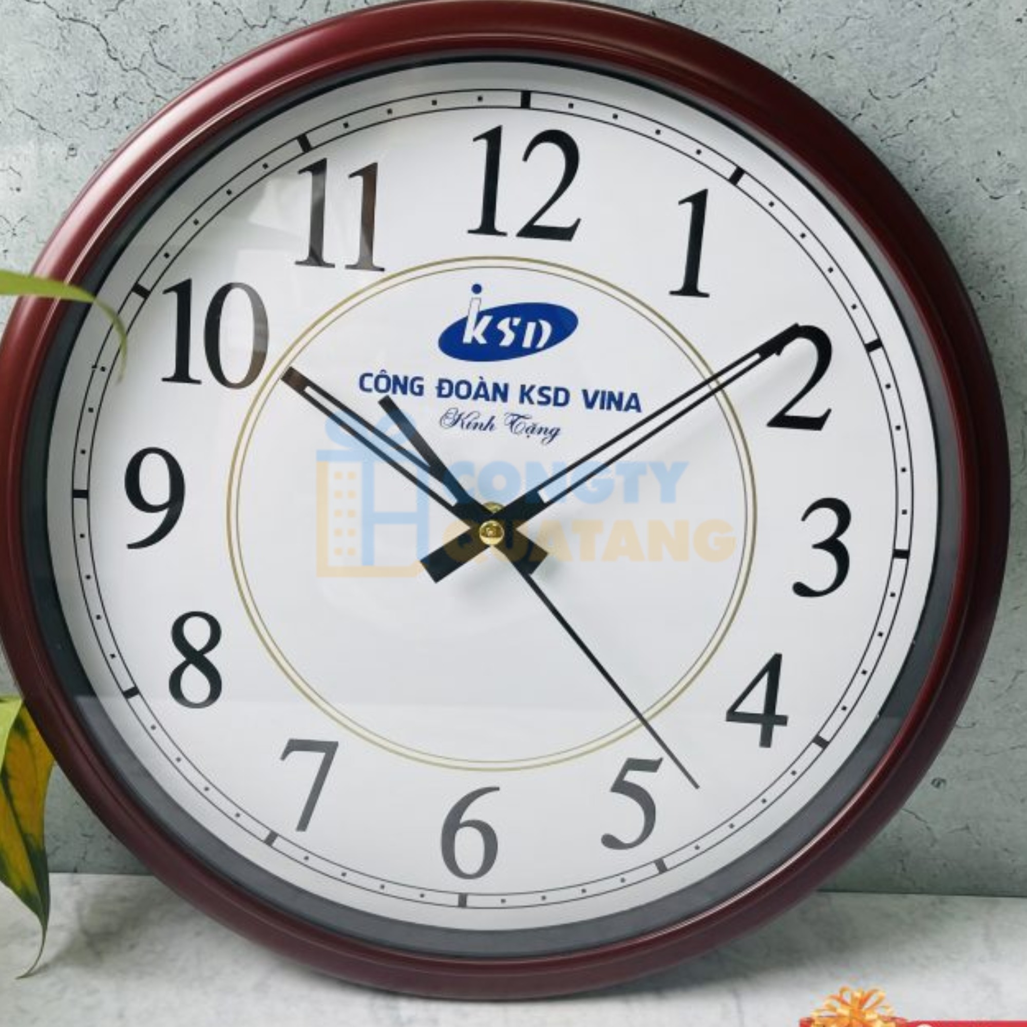 Mẫu quà tặng đồng hồ treo tường, in ấn logo đẹp mắt làm quà quảng bá thương hiệu 