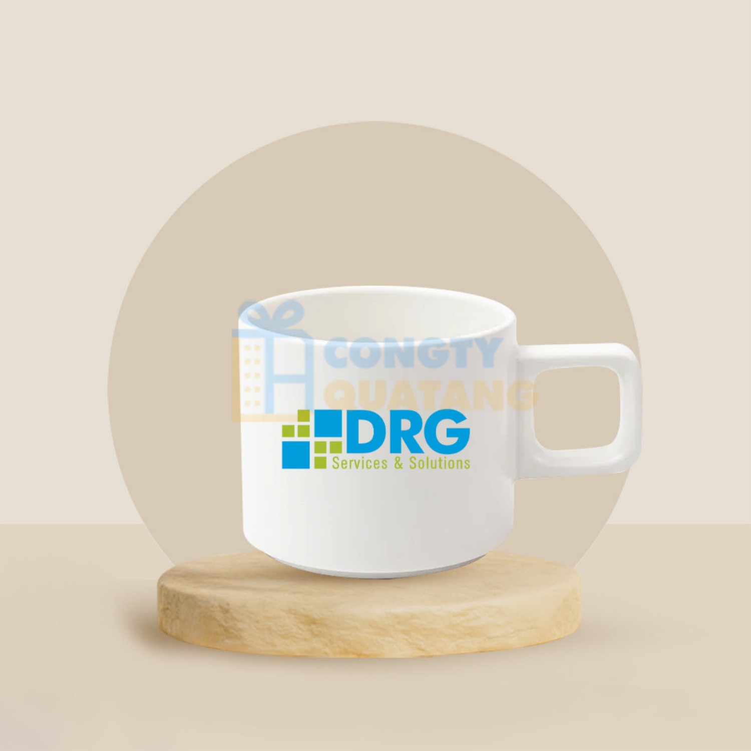 Cốc sứ Dong Hwa sở hữu thiết kế nhỏ gọn, màu sắc đa dạng