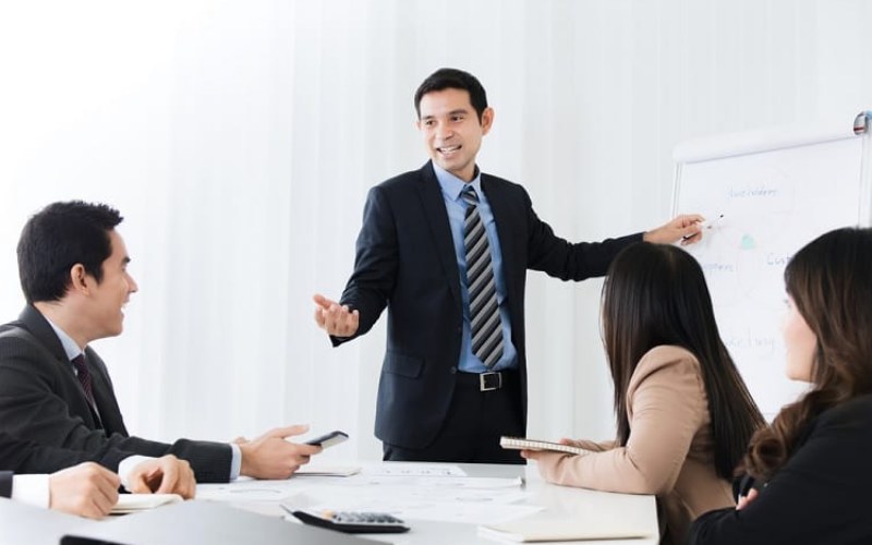 Đàm phán và thương lượng là hai kỹ năng giao tiếp với đối tác cần rèn giũa