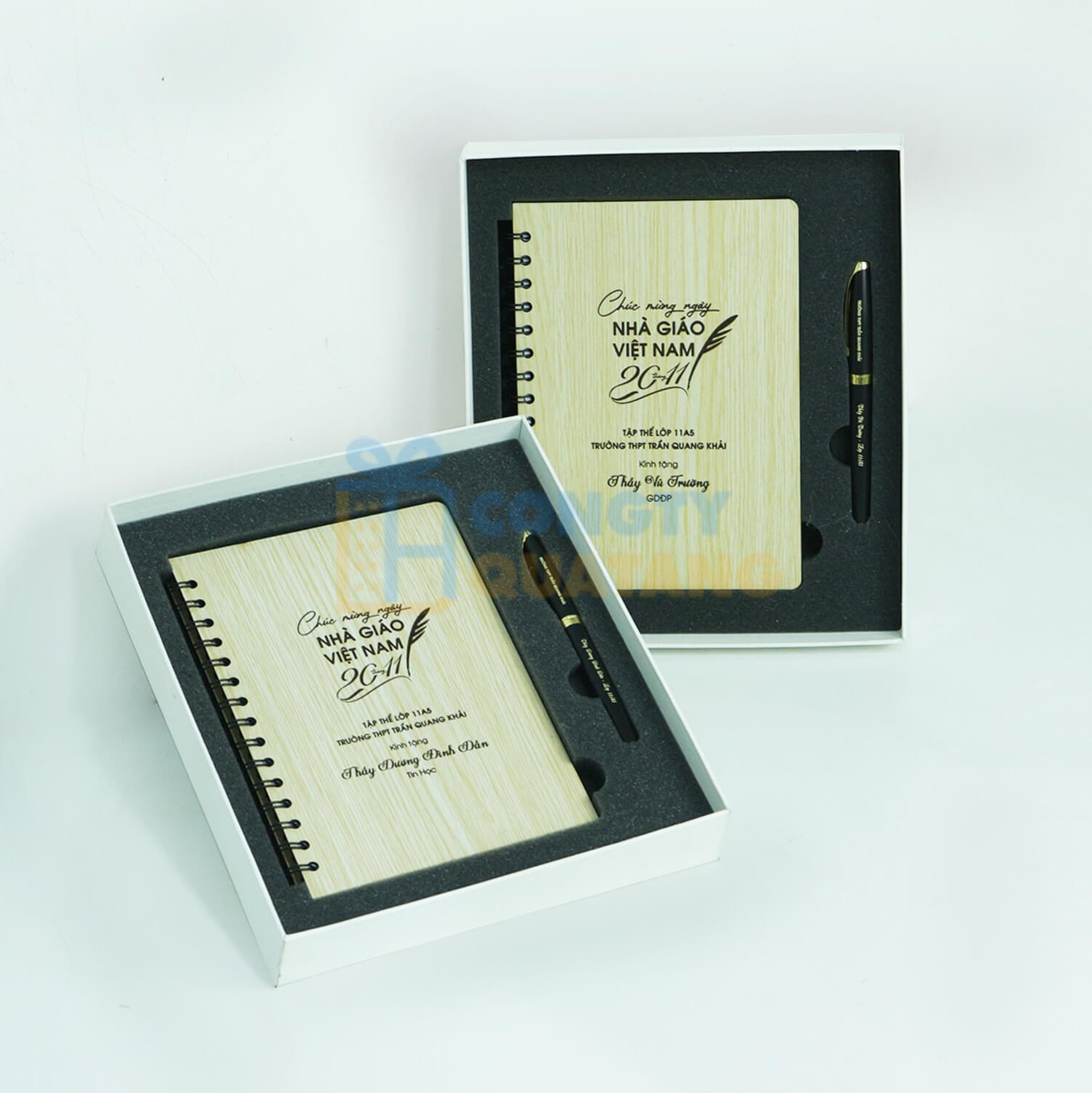 Set sổ tay bìa gỗ kèm bút khắc tên