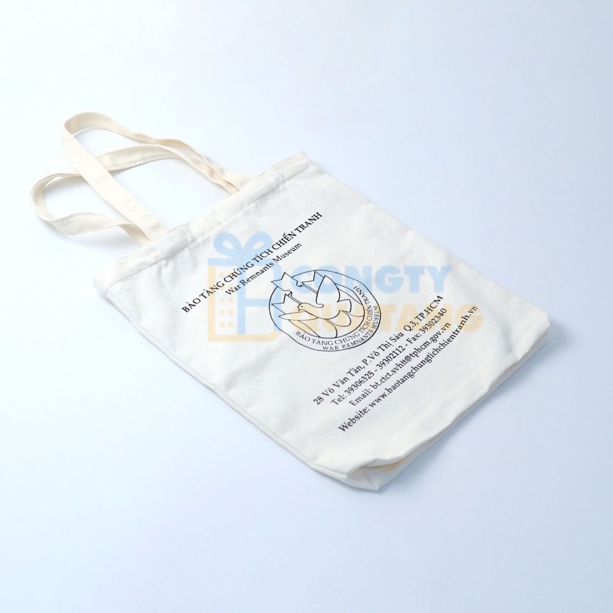 Ngân sách có hạn nên chọn túi vải nào cho quà tặng sự kiện hội nghị, hội thảo? - Congtyquatang.com