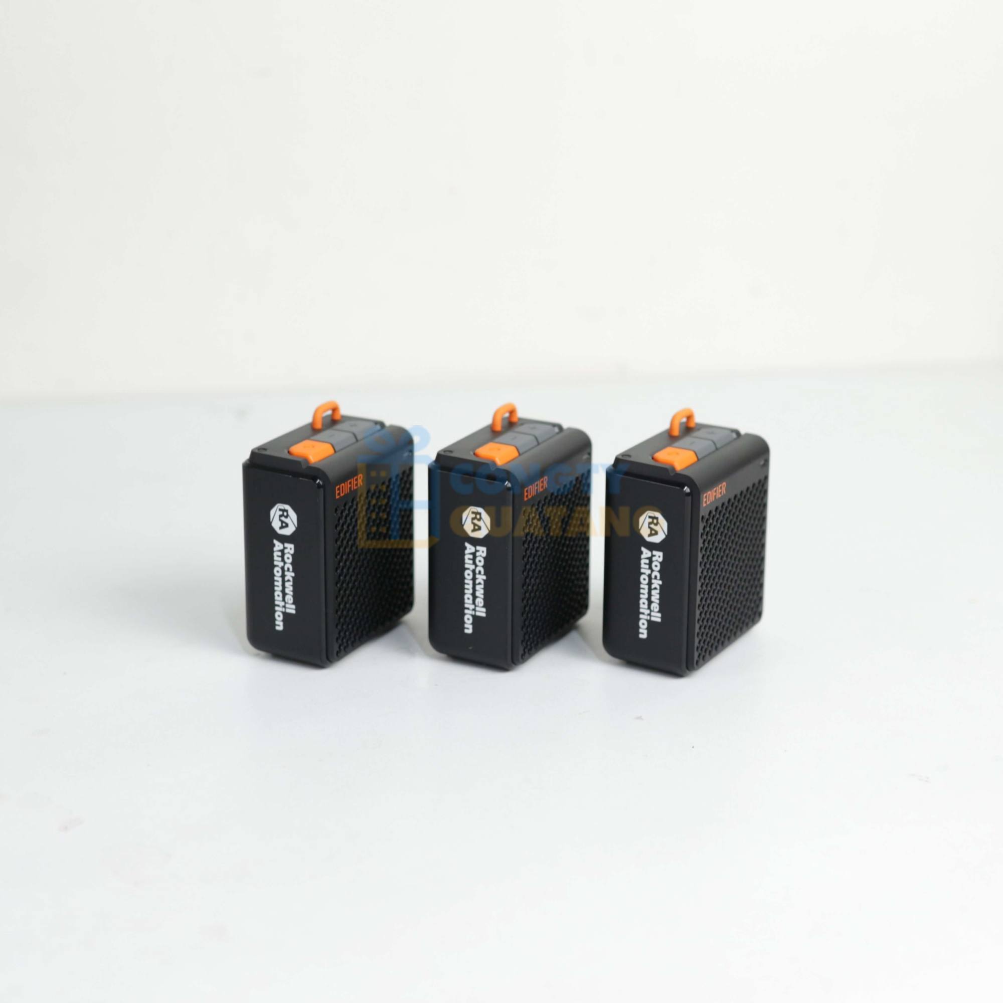 Nên kiểm tra mẫu in ấn đảm bảo sản phẩm đạt chuẩn