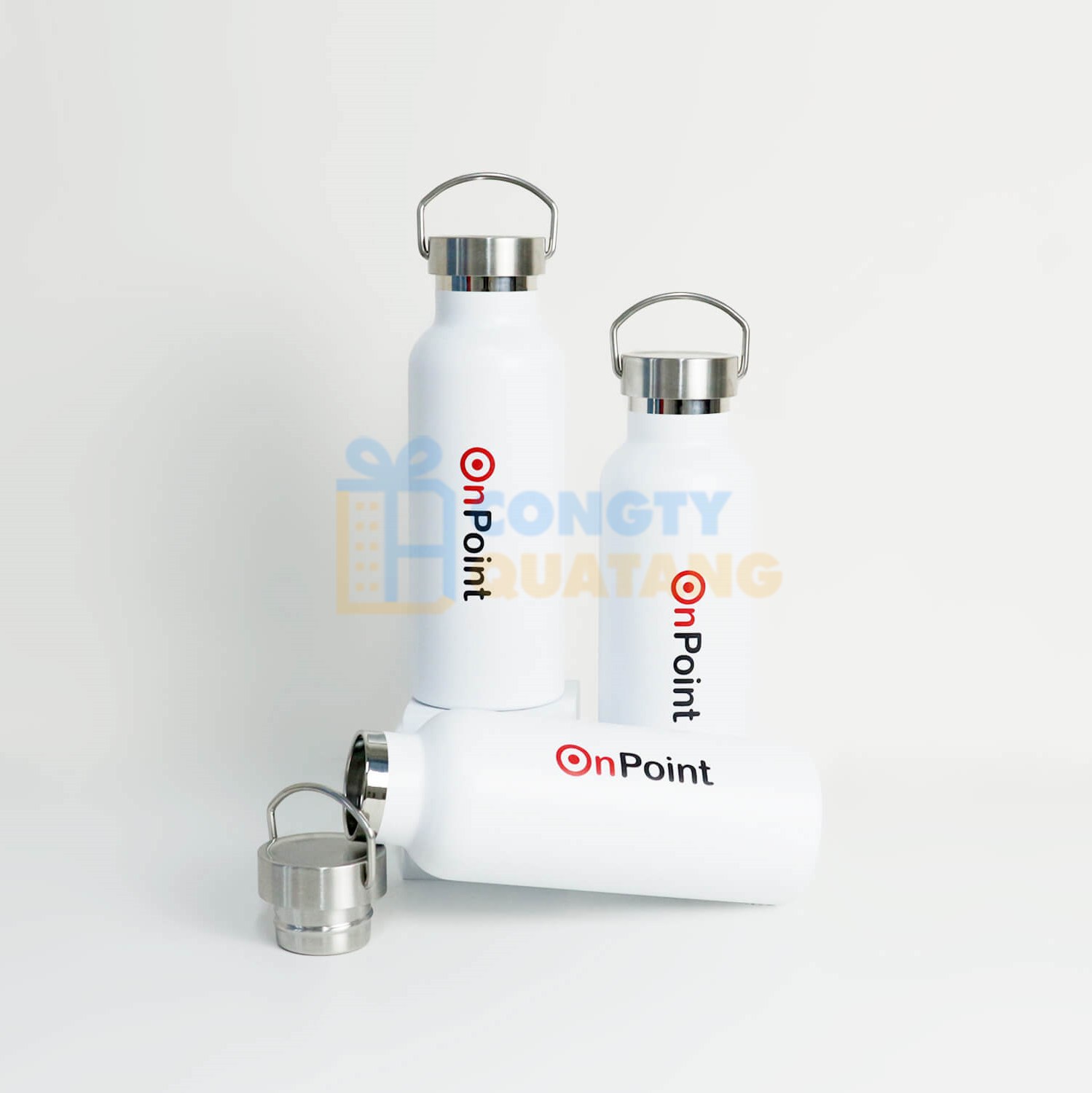 Bề mặt bình có lớp sơn tĩnh điện giúp logo được in bền lâu hơn