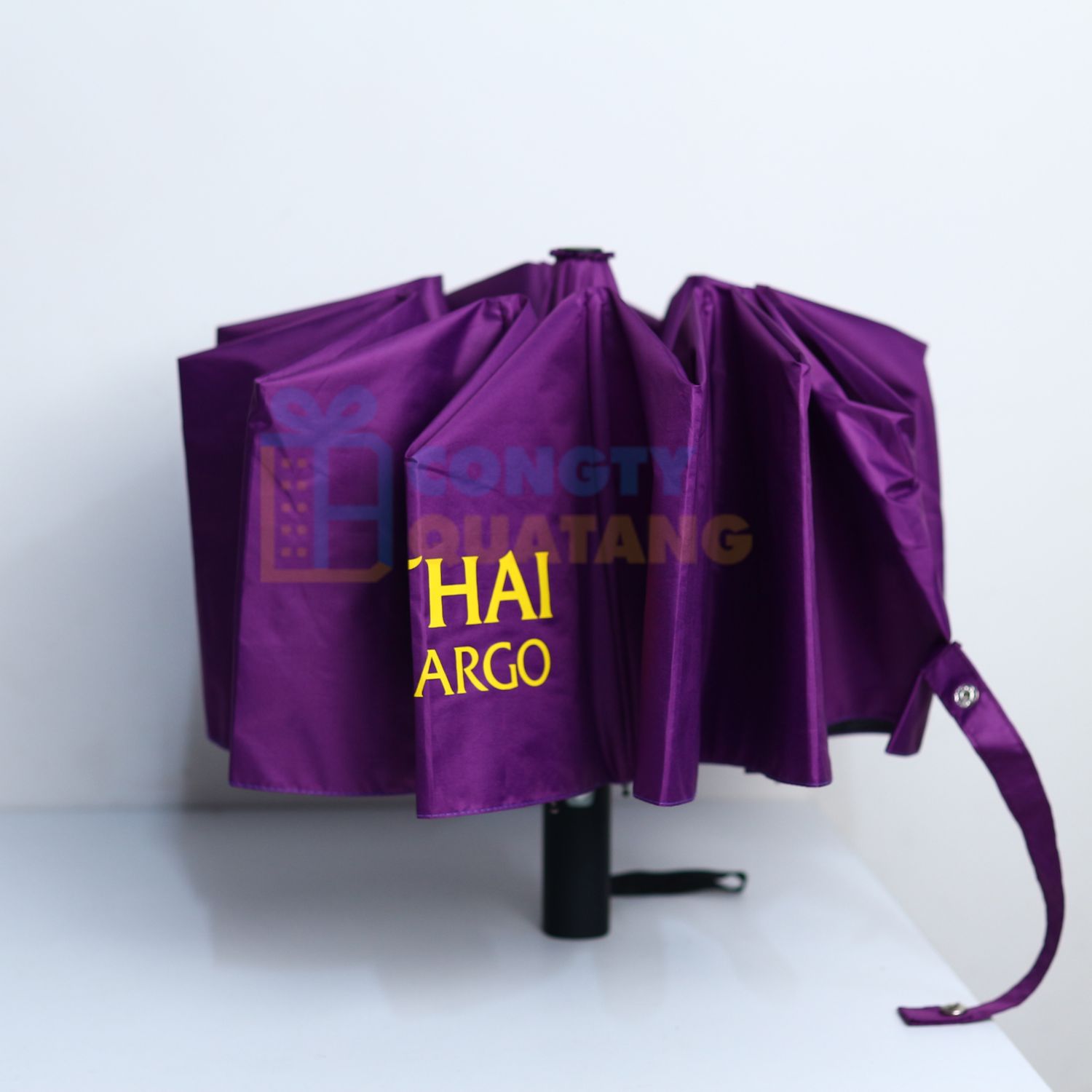 Cách chọn màu vải ô dù cầm tay phù hợp với từng ngành nghề - Congtyquatang.com.vn