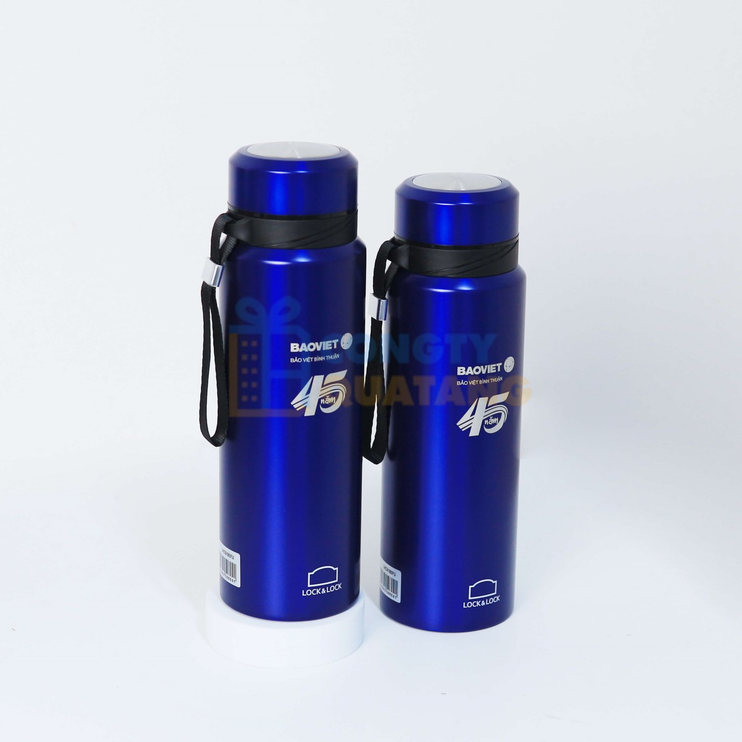 Thiết kế logo in trên bình đơn giản, tối ưu