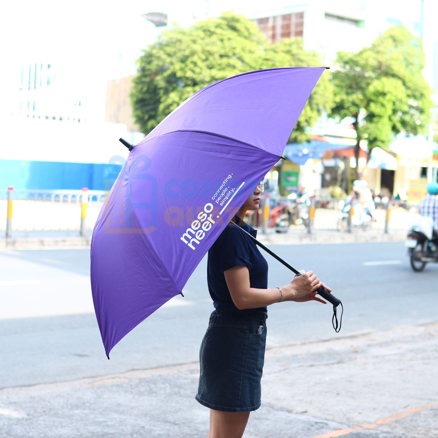 4 mẫu ô dù in logo làm quà tặng cao cấp - congtyquatang.com.vn