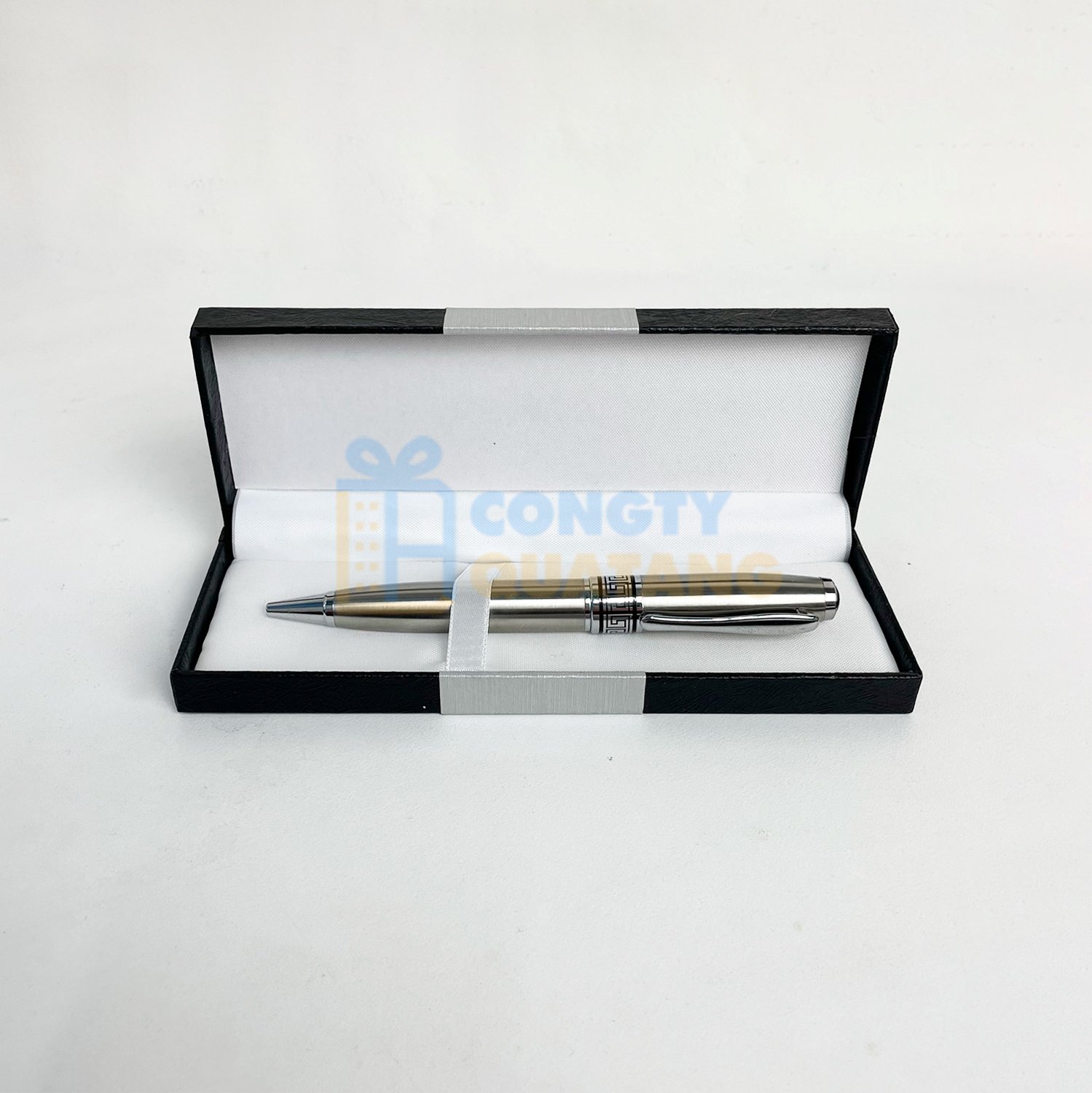 DTH Gift chuyên sản xuất hộp đựng bút quà tặng cao cấp, in logo theo yêu cầu