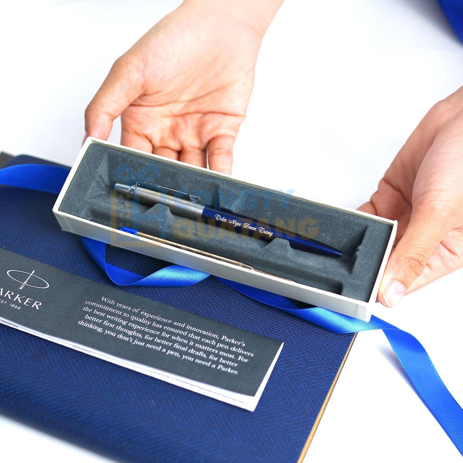 Top 10 món quà tặng ngày thầy thuốc Việt Nam ý nghĩa, thiết thực - congtyquatang.com.vn