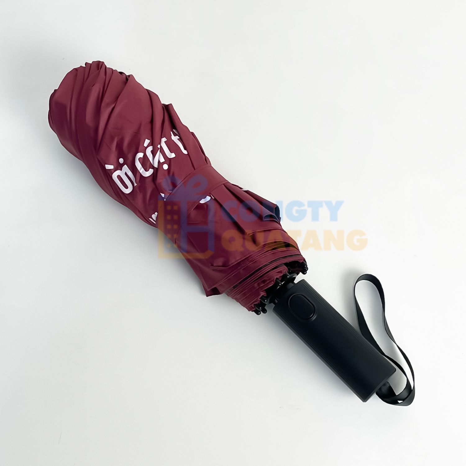 7 sai lầm cần tránh khi thiết kế logo, mẫu in trên ô dù cầm tay quà tặng - Congtyquatang.com.vn