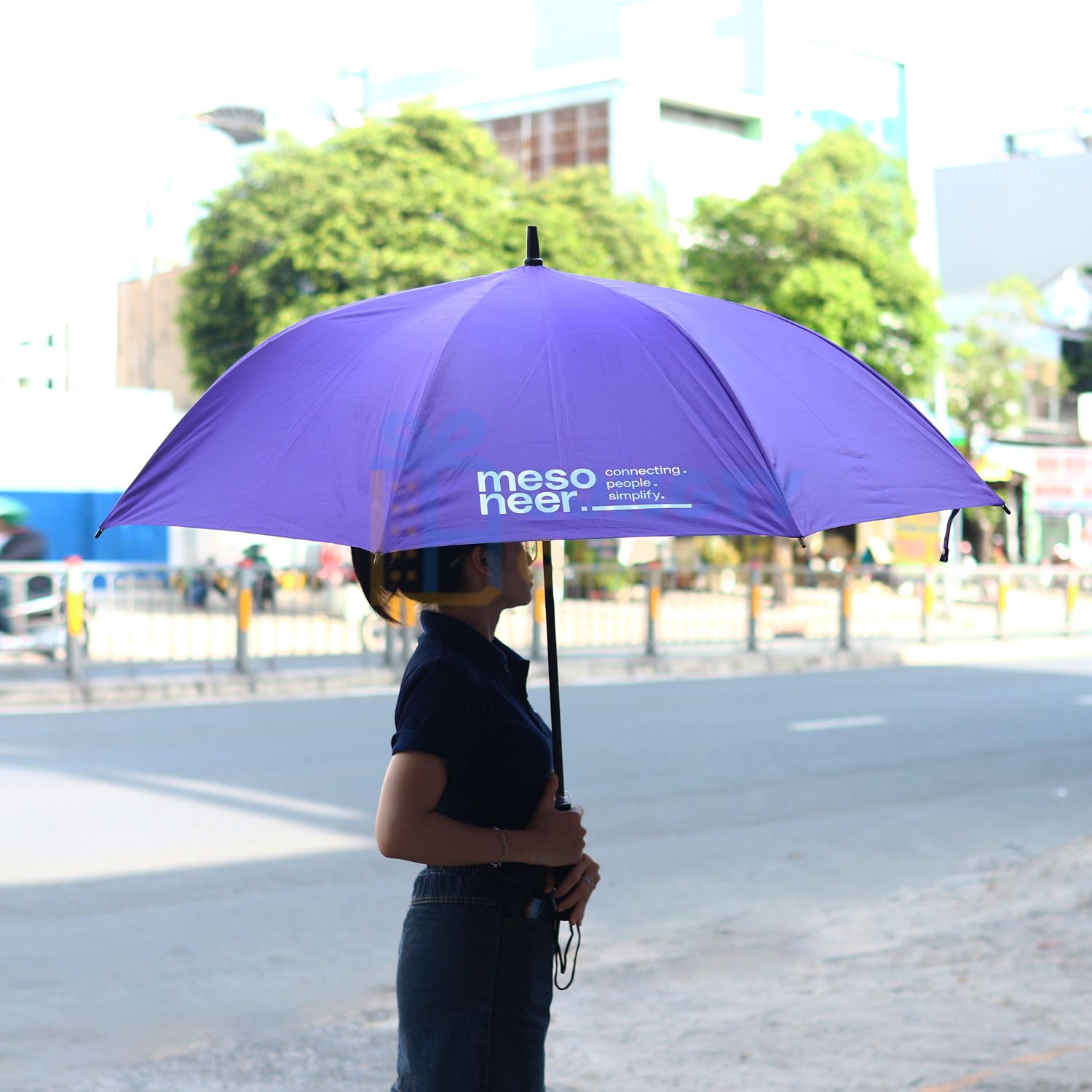 7 sai lầm cần tránh khi thiết kế logo, mẫu in trên ô dù cầm tay quà tặng - Congtyquatang.com.vn