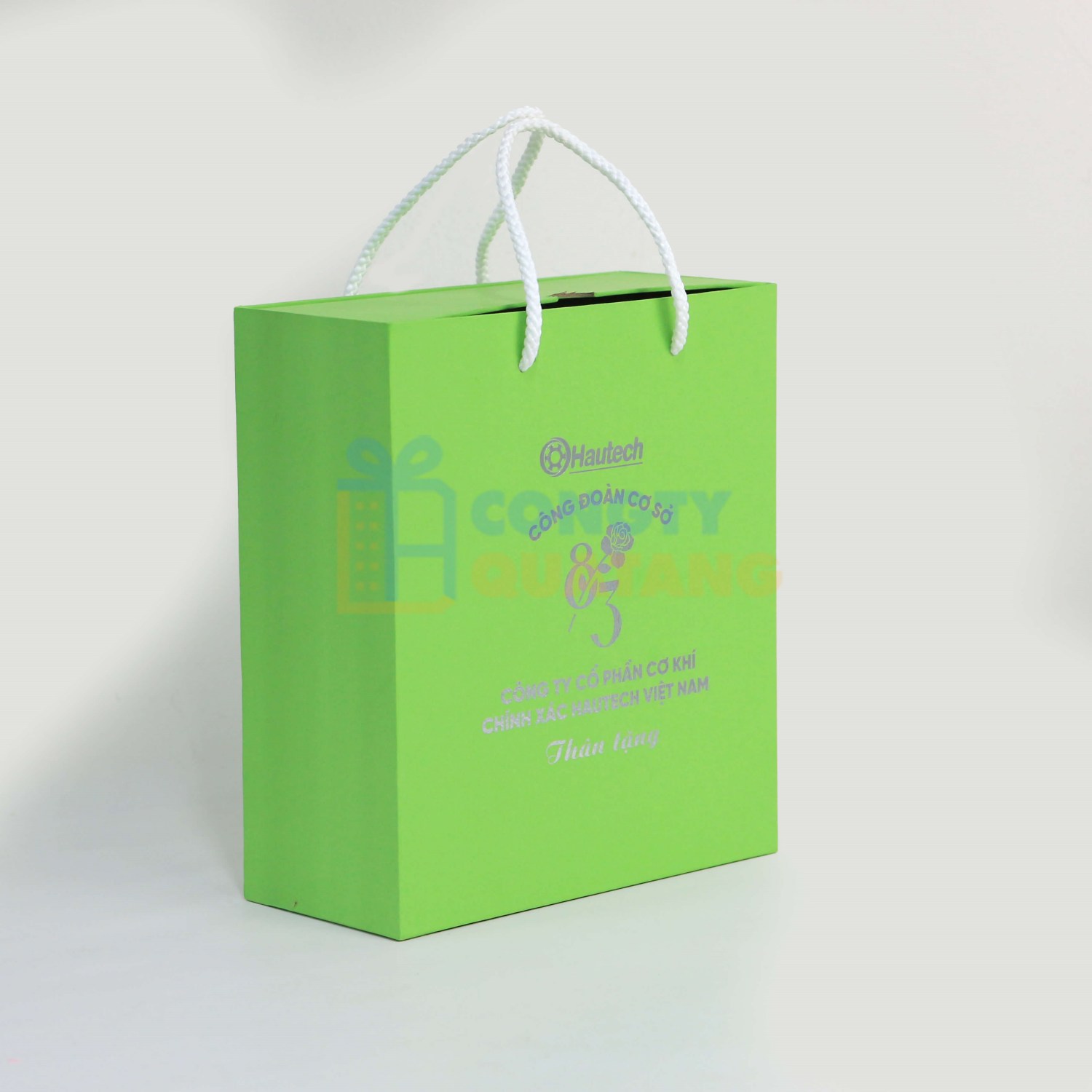 Combo quà tặng ly sứ và bình nước giữ nhiệt