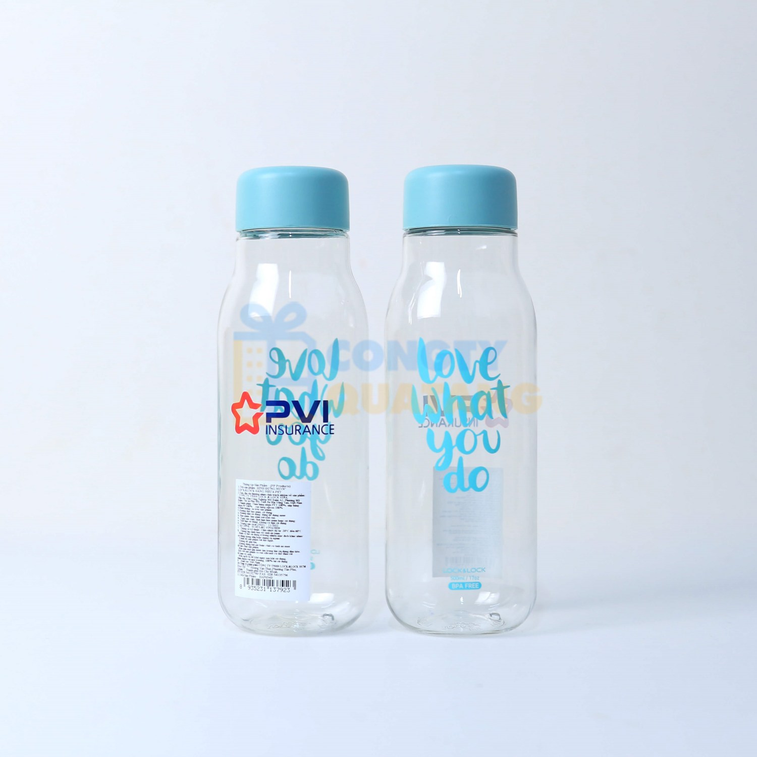 Bình nước nhựa được làm từ chất liệu an toàn sức khỏe