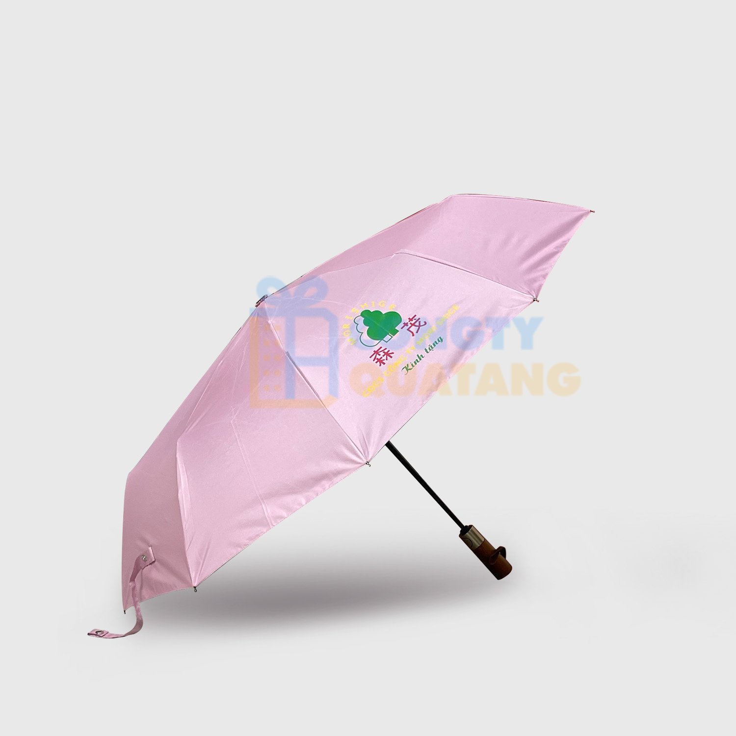 6 thời điểm phù hợp để tặng ô dù cầm tay in logo - Congtyquatang.com.vn