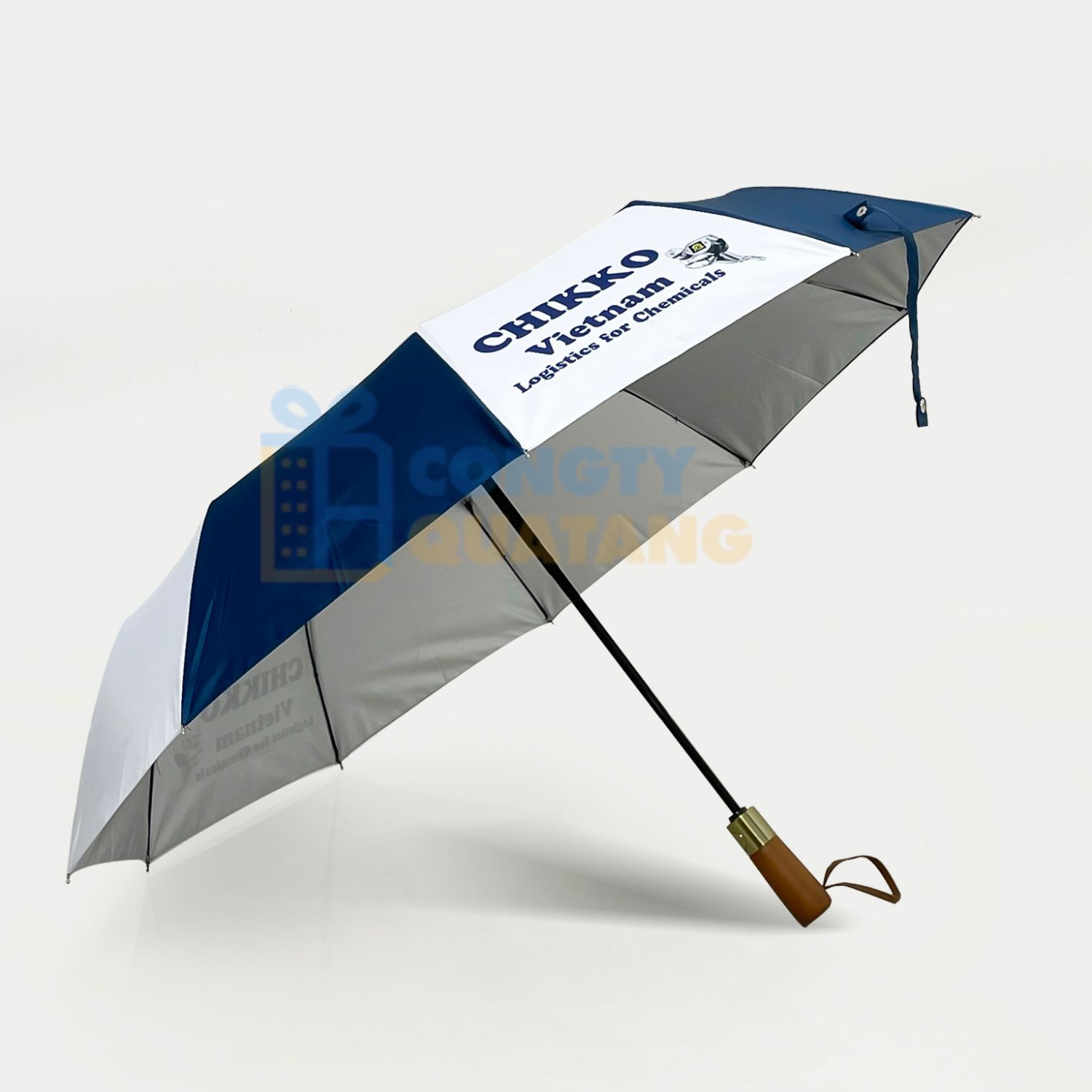 Nên in logo lên múi hay vỏ bao ô dù cầm tay? 4 vị trí vàng giúp thương hiệu nổi bật - Congtyquatang.com.vn