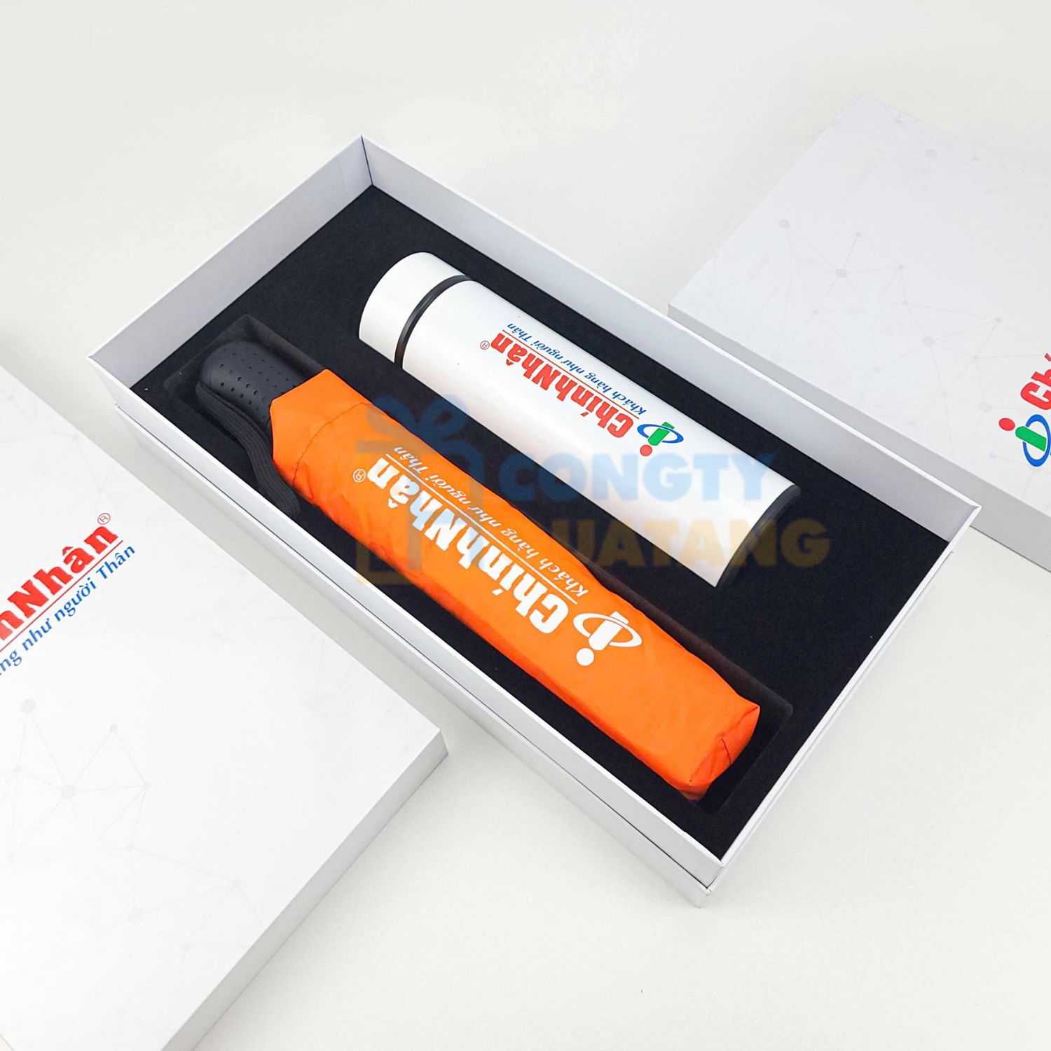 Gợi ý 7 ý tưởng giftset kết hợp với ô dù in logo - Congtyquatang.com.vn