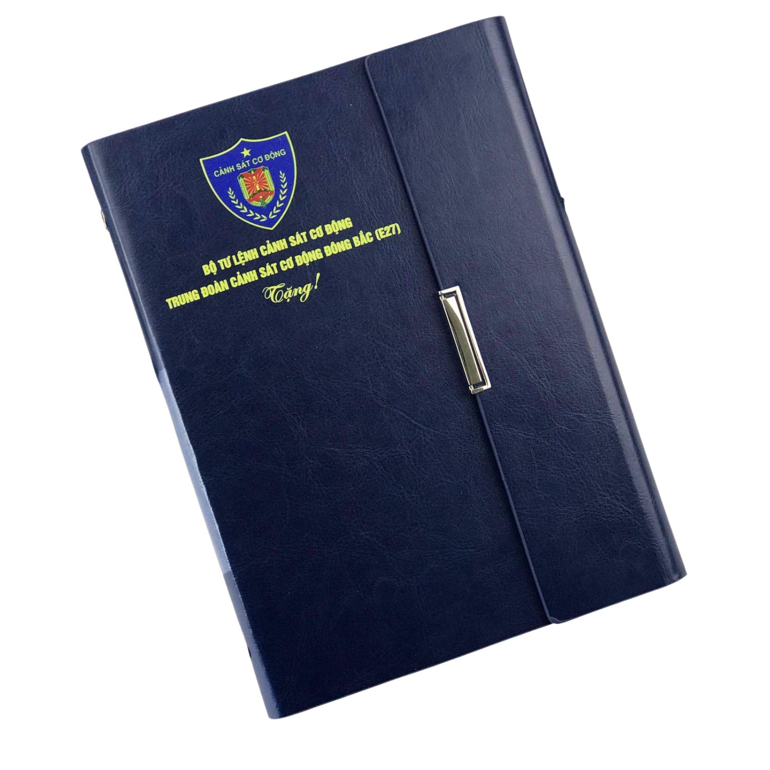 Quà tặng in logo Cảnh sát Cơ động sắc nét bằng công nghệ hiện đại