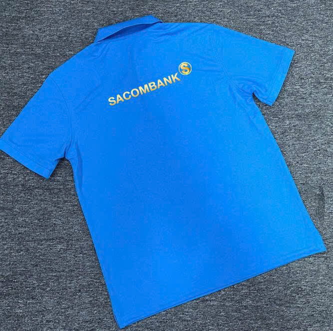 In logo Sacombank lên áo thun