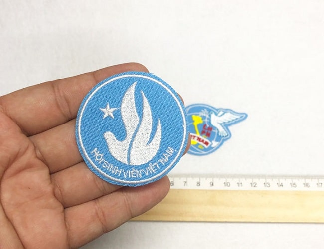 Không làm thay đổi kích thước hoặc các chi tiết trong logo khi sử dụng