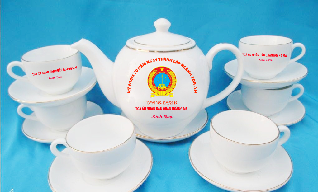 DTH Gift nhận in logo Tòa án nhân dân các cấp lên bộ ấm chén trà