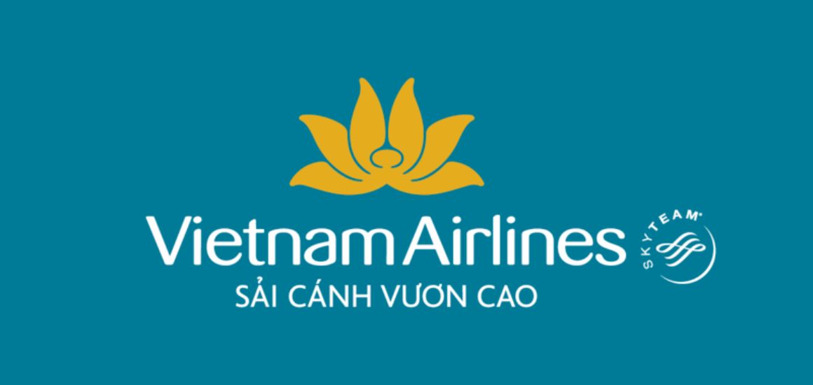 Logo Vietnam Airlines trên nền xanh rõ nét